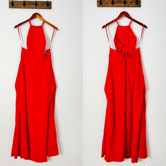 NEW Fame & Partners Halter Neck Fit & Flare Dress - Picture 2 of 10